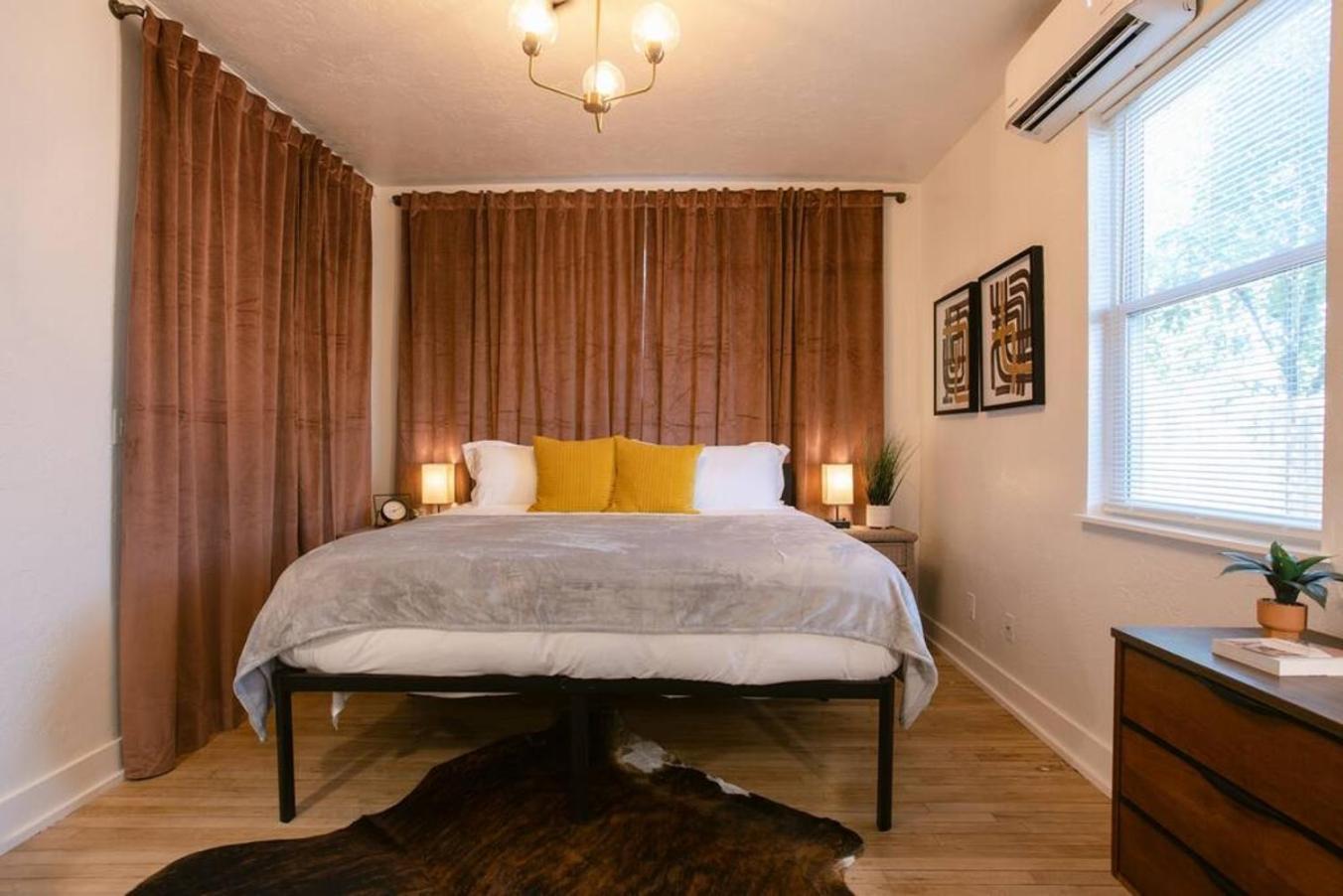 Oakdale Suites - Master Property 梅德福 外观 照片